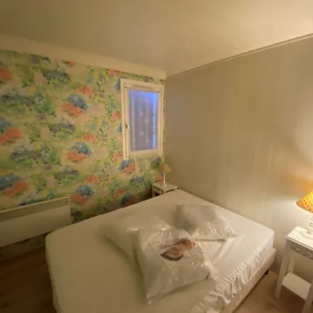 Apartamento 2 Pieces Avec Terrasse Et Parking A Port Camargue - 6 Couchages, Appontement Inclus - Fr-1-250-231 *